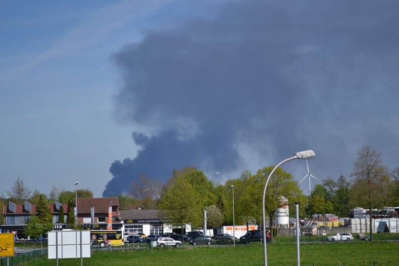 Auch in Gronau war die Rauchsäule zu sehen.