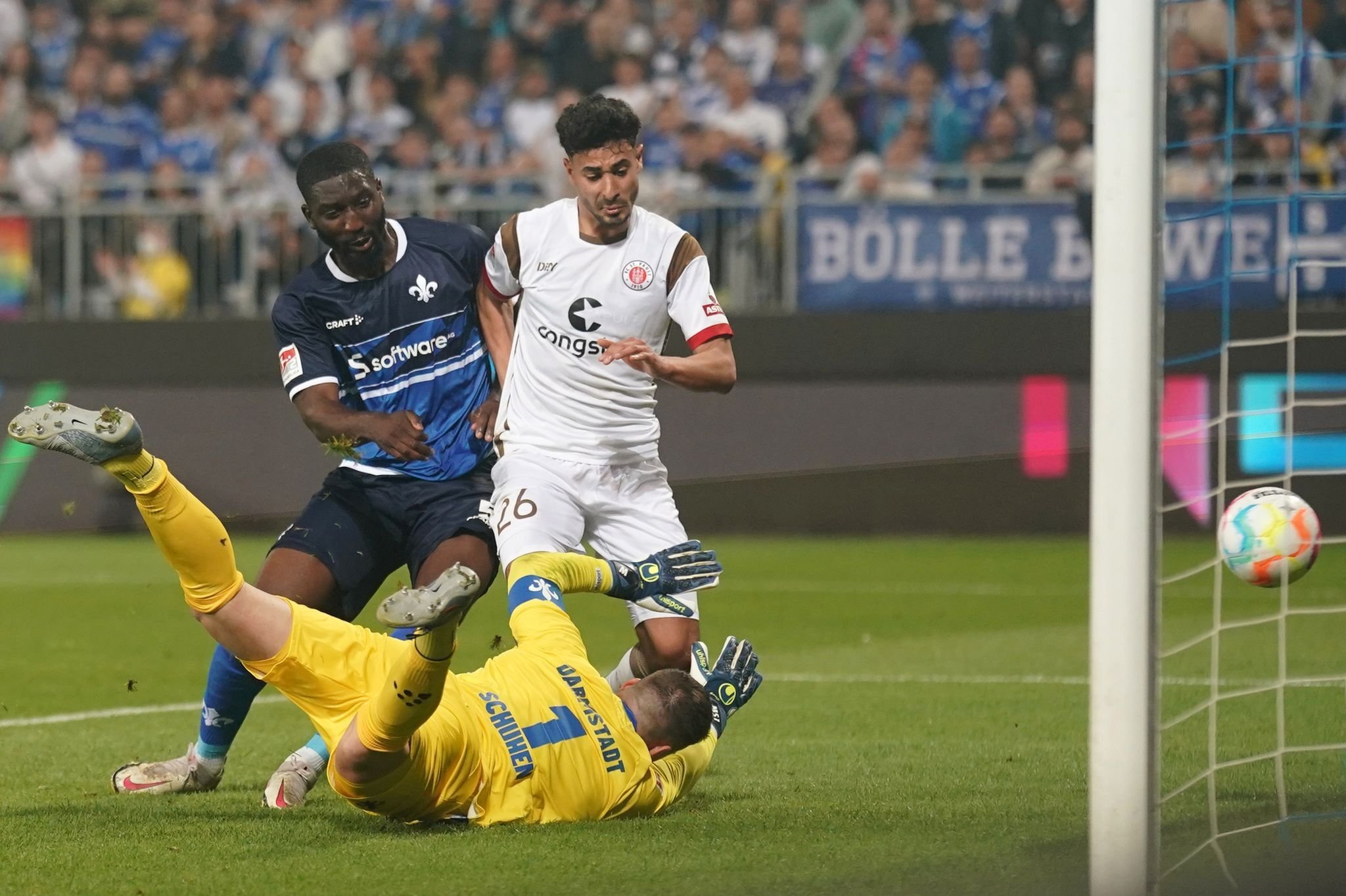 Darmstadt Vergibt Ersten Matchball Zum Bundesliga-Aufstieg