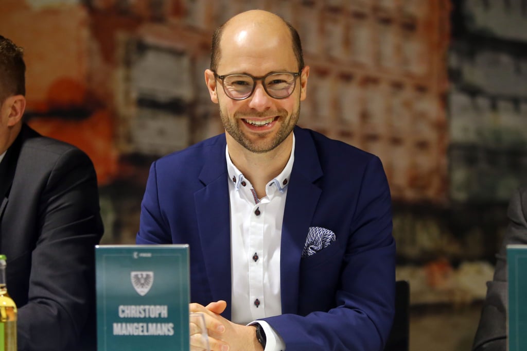 Bald-10-000-Fans-gegen-Schalke-So-konkret-sind-Preu-ens-Frauen-Pl-ne