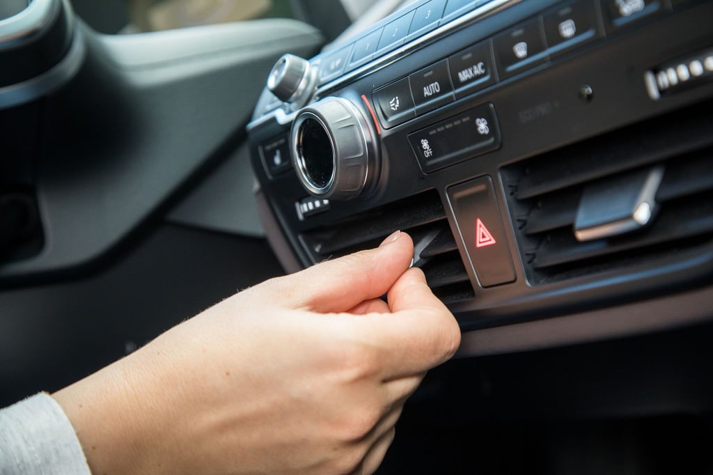 Klimaanlage desinfizieren für frischere Luft im Auto