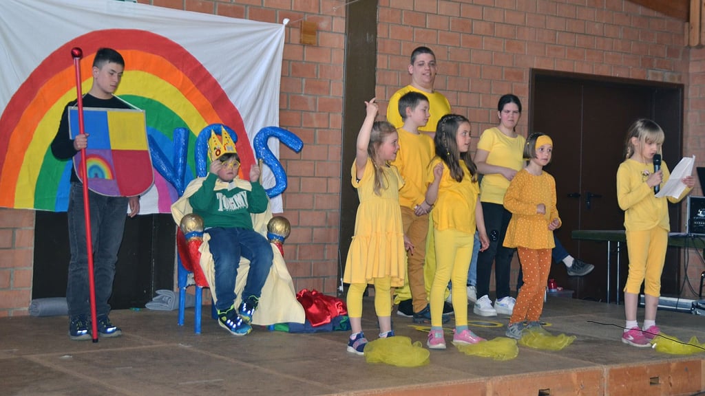 Nachwuchs zeigt in Frohnhausen Kindermusical „Kunterbunt“