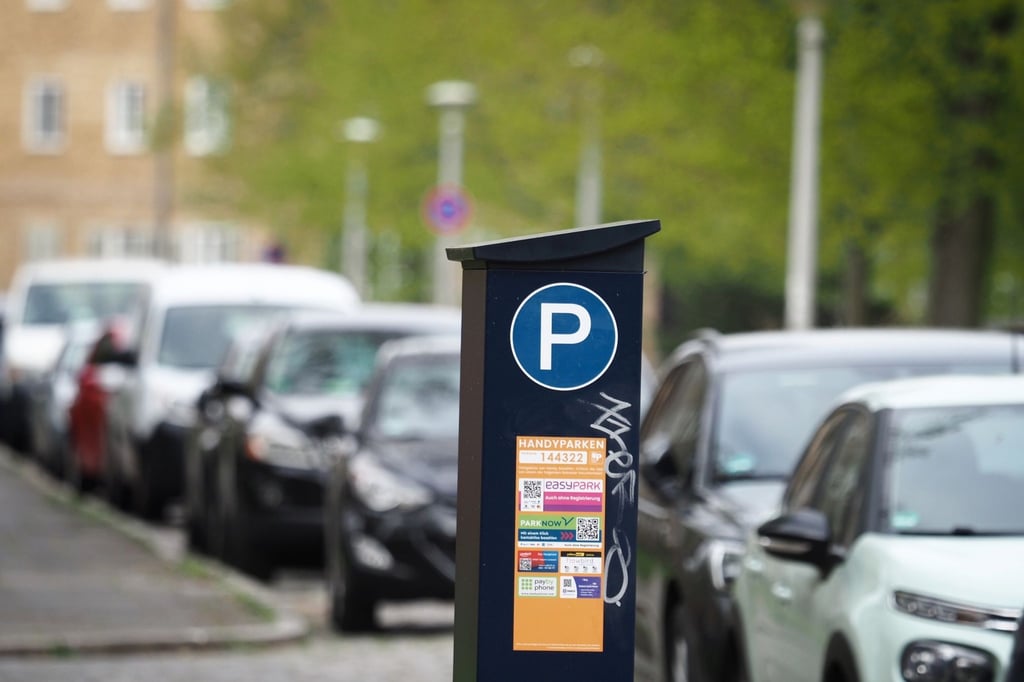 Geteiltes-Echo-auf-steigende-Parkgeb-hren