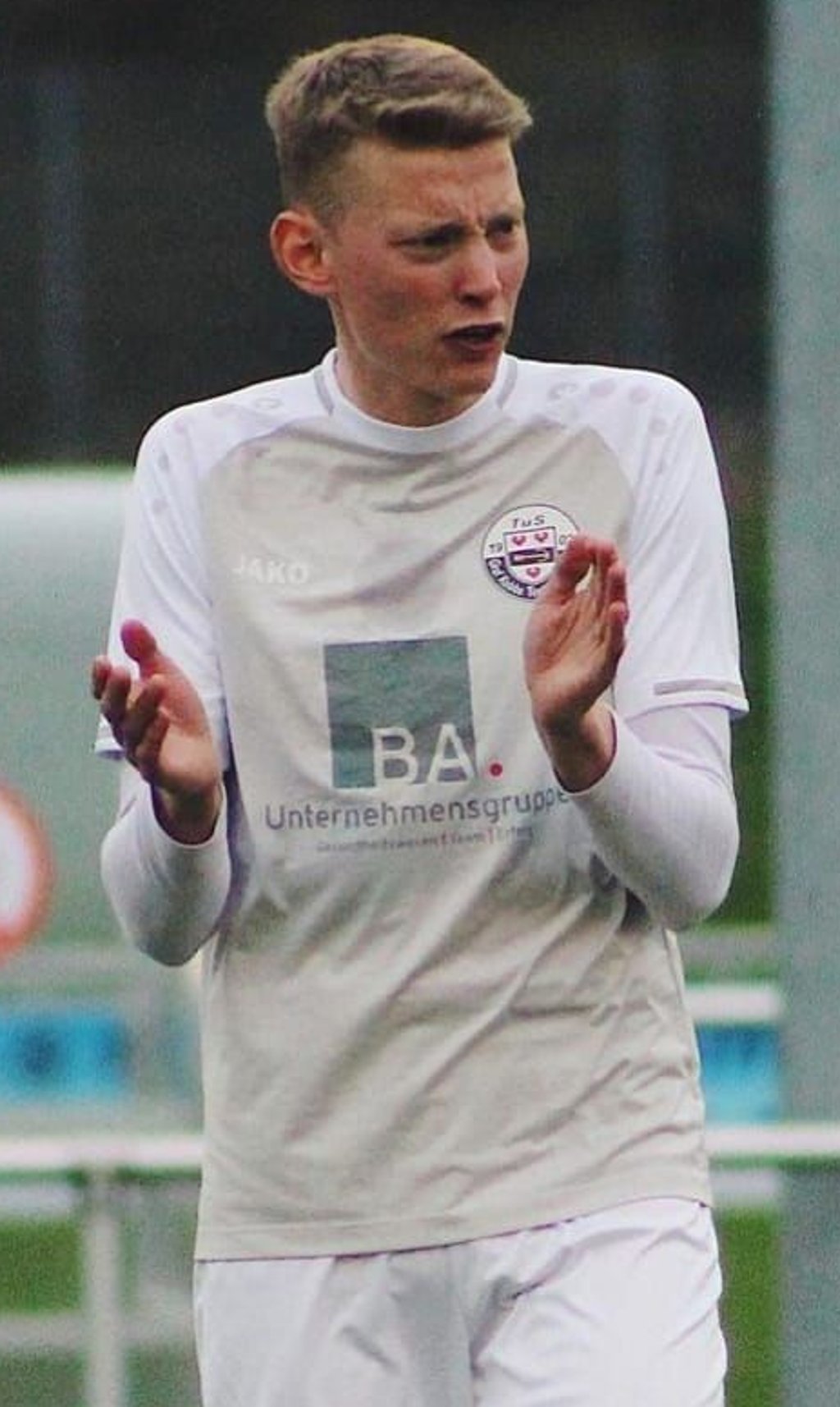 Kobbo erneuert Kader