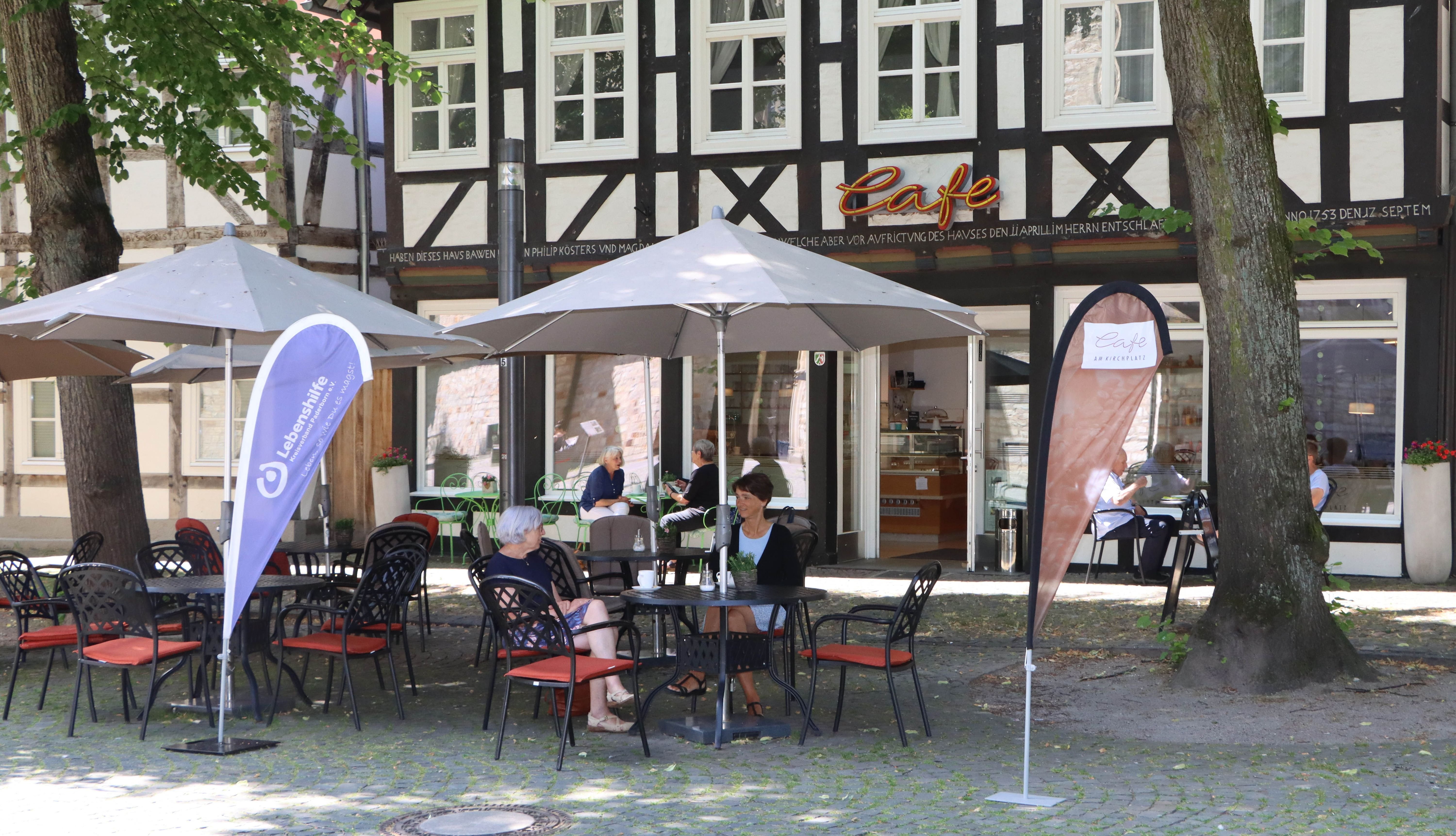 Café Am Kirchplatz In Delbrück Eröffnete Vor Zehn Jahren