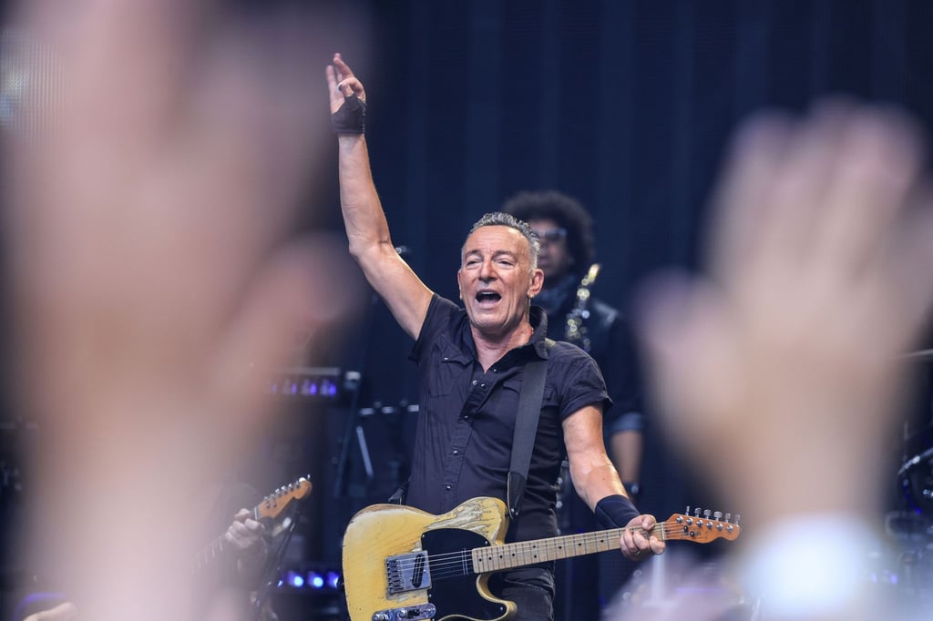 Bruce Springsteen in Düsseldorf von 43.000 Fans gefeiert