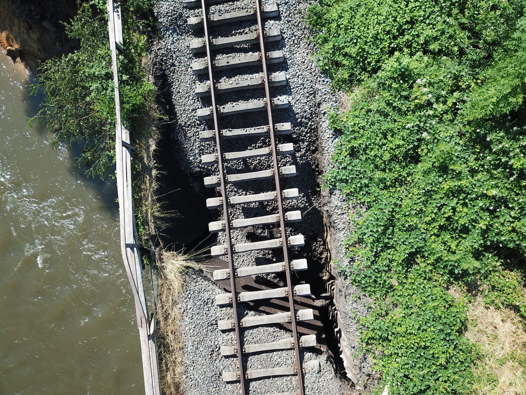 Bahn: Schneller Abriss Von Emscher-Bahnbrücke Geplant