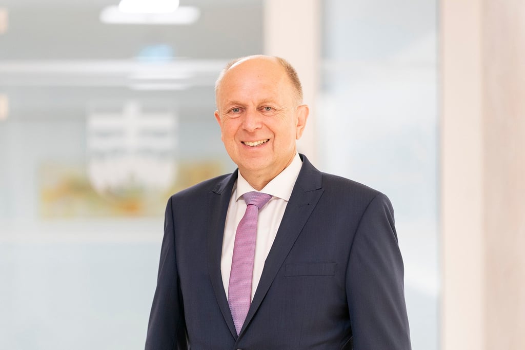 Kommunalwahl 2025 Christoph Rüther Bleibt Landrat In Paderborn - b4kjuux