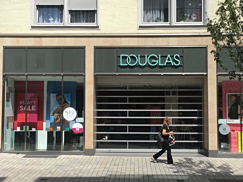 Streik im Handel DouglasFiliale in Herford am Montag geschlossen Streik im Handel DouglasFiliale in Herford am Montag geschlossen