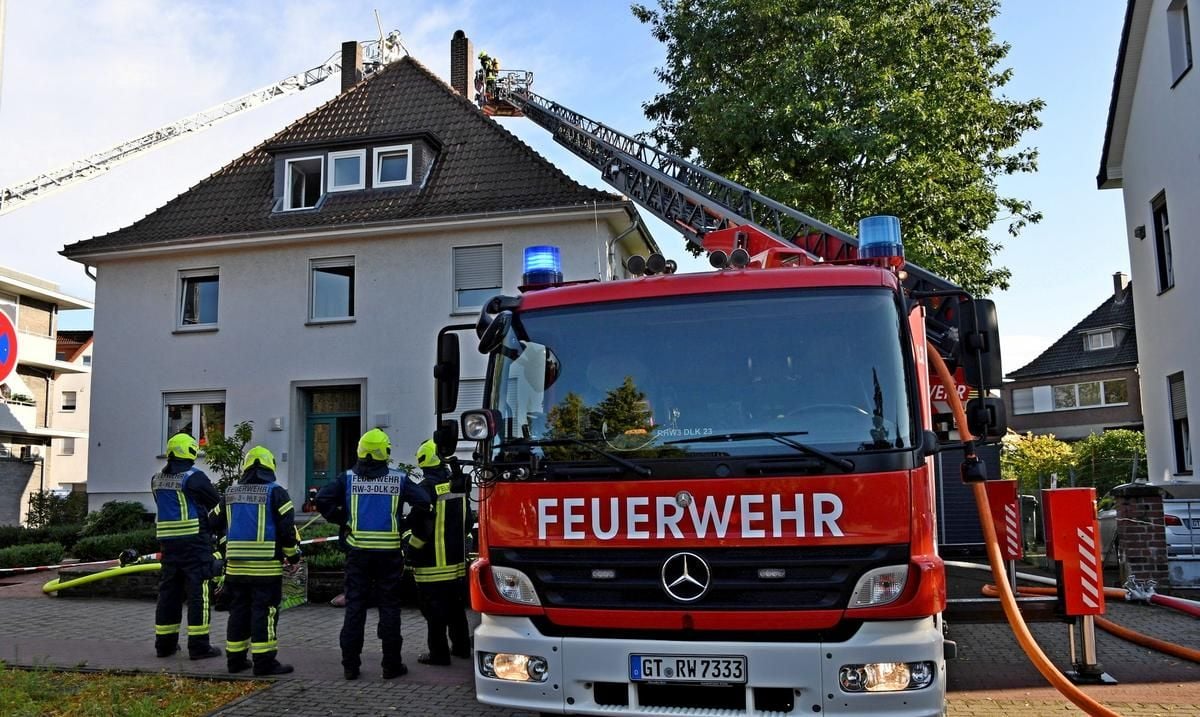 Dachstuhlbrand [ Einsatzbericht / Rheda-Wiedenbrück ]