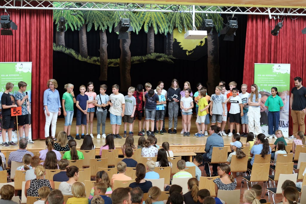 Lübbecke 112 Schülerinnen und Schüler beginnen am Gymnasium