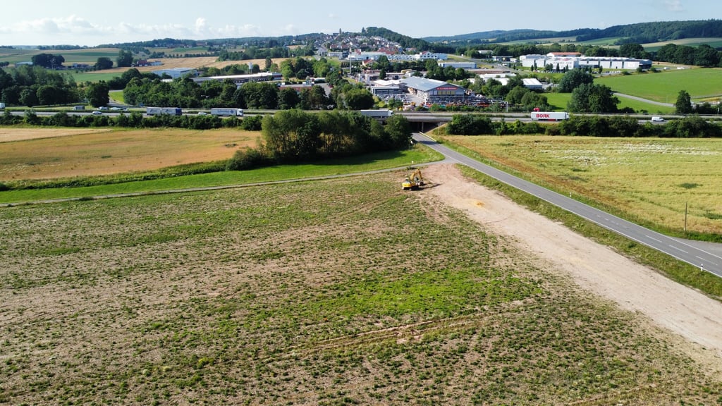 An A44 Erster Investor für Gewerbegebiet Steinmühle bei Diemelstadt