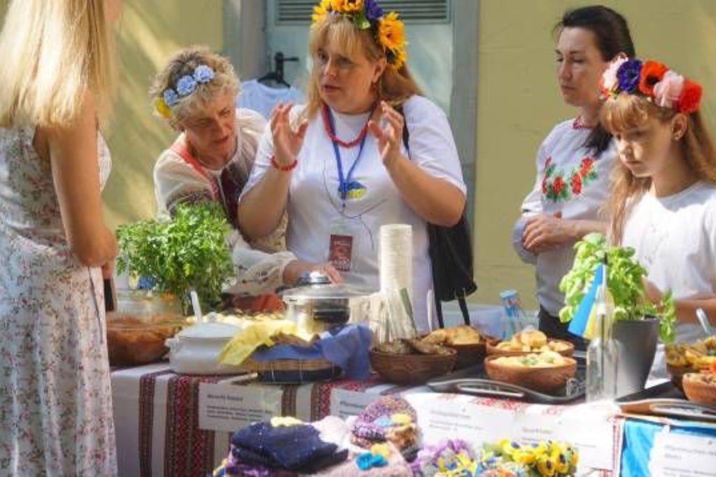 Kontakte knüpfen beim Klang der Kulturen