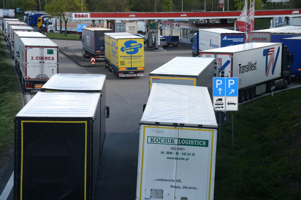An der Raststätte Münsterland West parken Lkw besonders häufig falsch