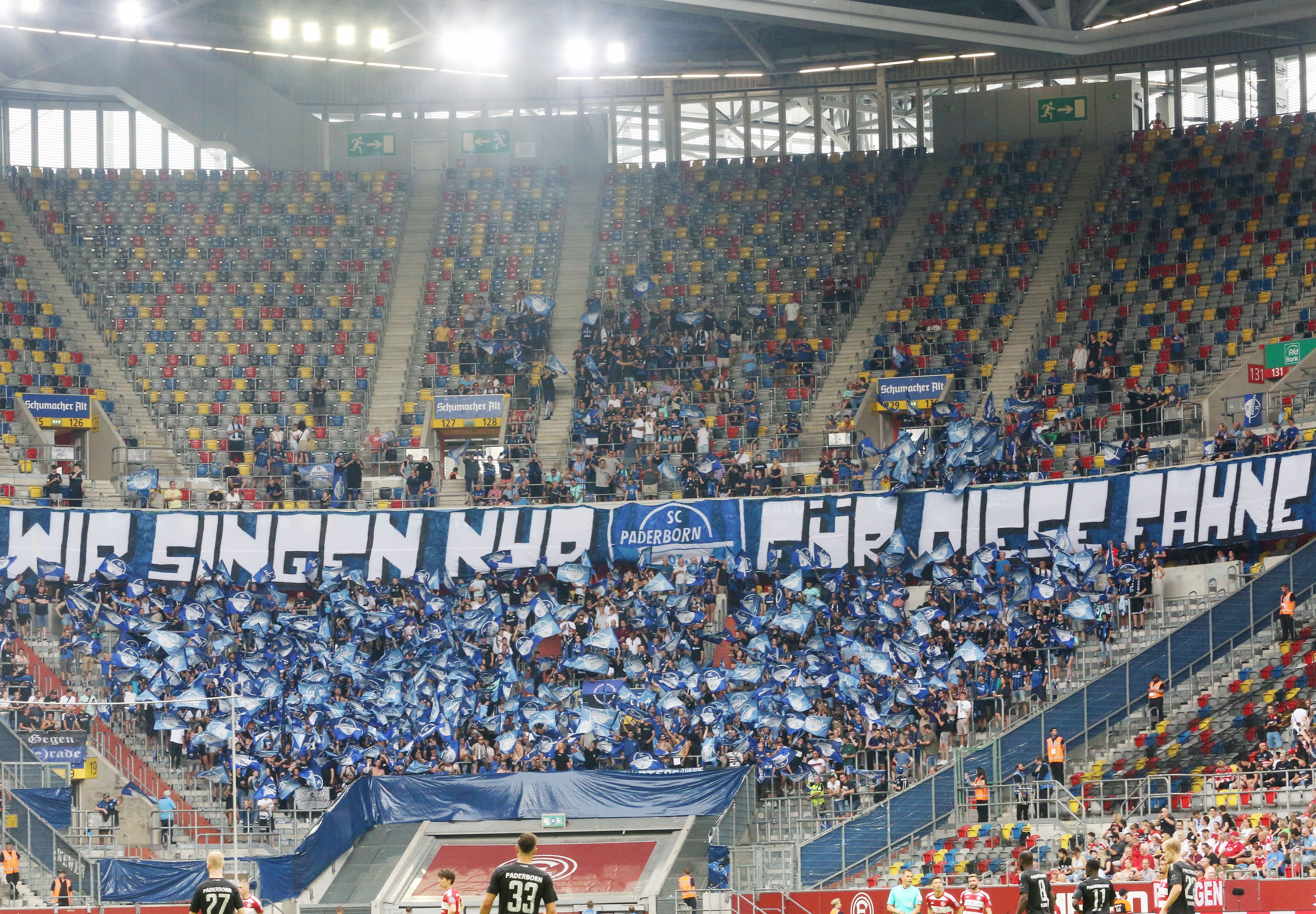 Paderborn Holt Glücklichen Ersten Saisonsieg In Düsseldorf