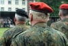 Können auch bei Hochwasserkatastrophen zum Einsatz kommen: Reservistinnen und Reservisten.