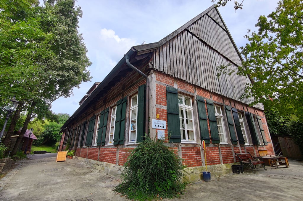 Einblicke in drei spannende Gebäude