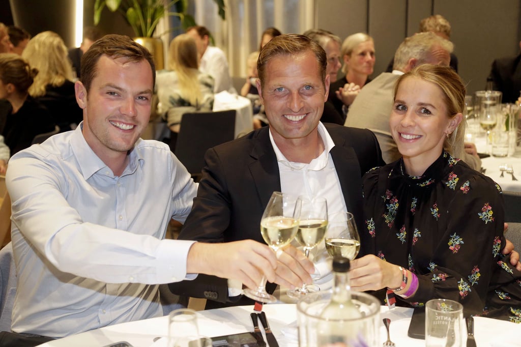 10 Im Glück Neuer Freund Nina Neuer: Ex-Frau des Bayern-Stars Manuel Neuer ist mit Jens