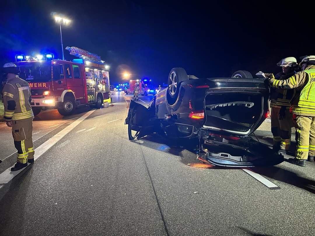 A44 Bei Warburg: Autofahrer Aus Paderborn Stirbt Nach Unfall