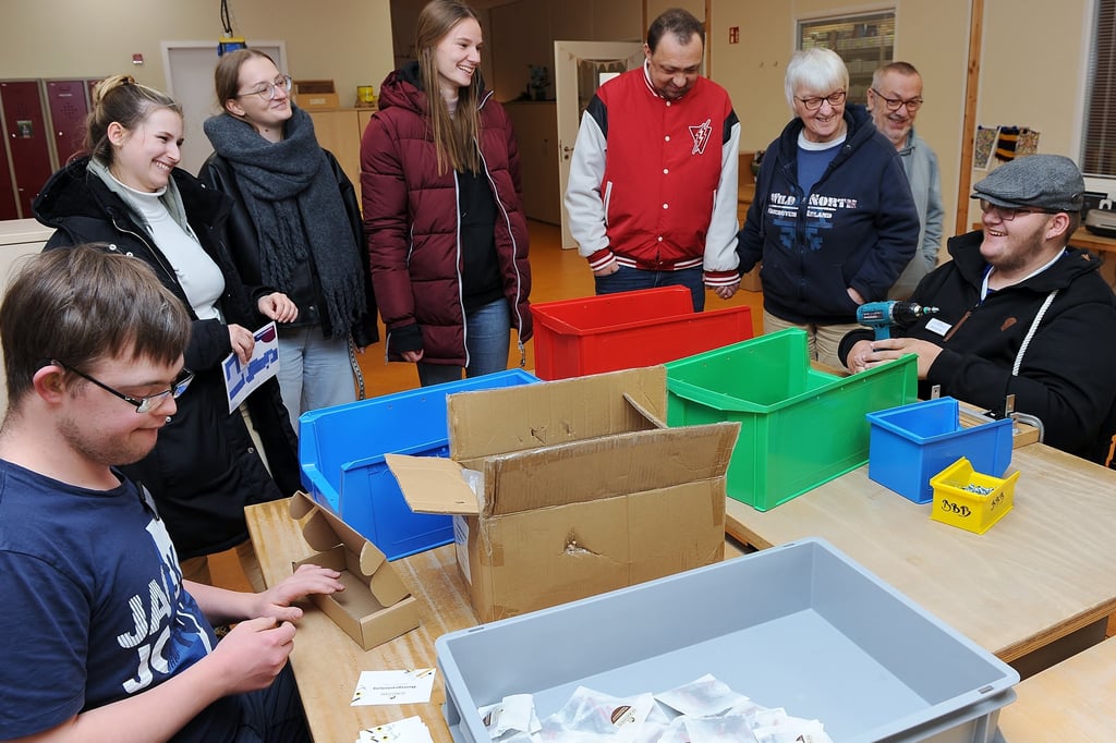 Successful Premiere for Ledder Werkstätten’s QuBuS Education Center: Hundreds Attend Open House Afternoon