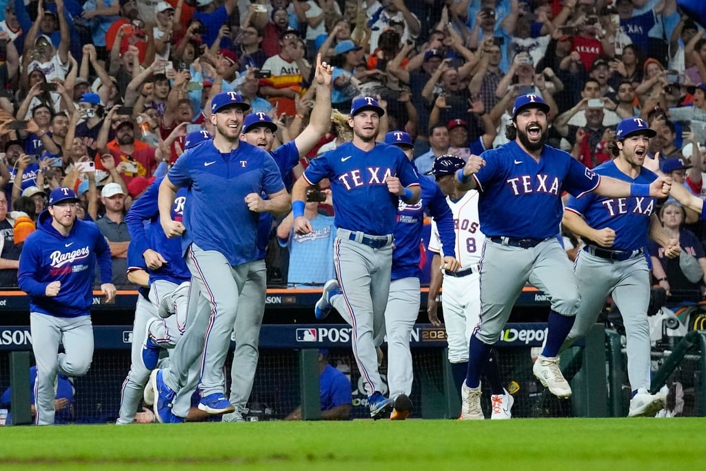 Texas Rangers gewinnen erstes MLB-Finale gegen Arizona