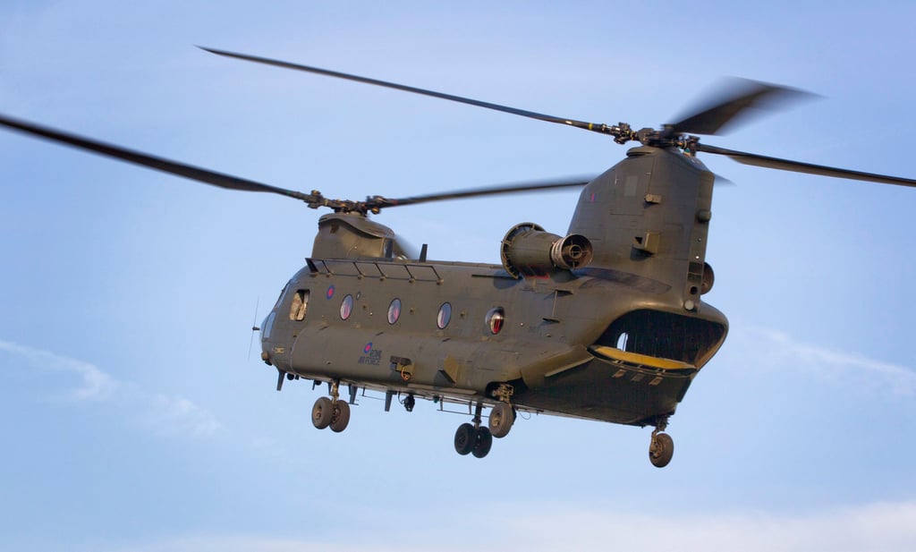 USMilitärhubschrauber im Tiefflug über Münster