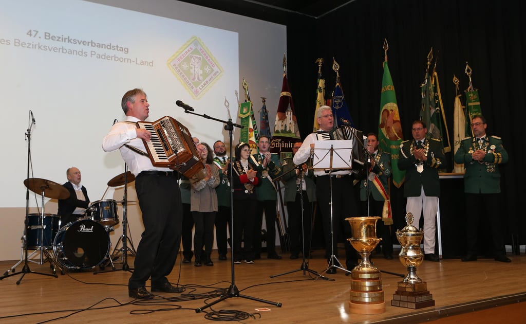 Hövelhof Ehrungen beim Bezirksverbandstag der Schützen