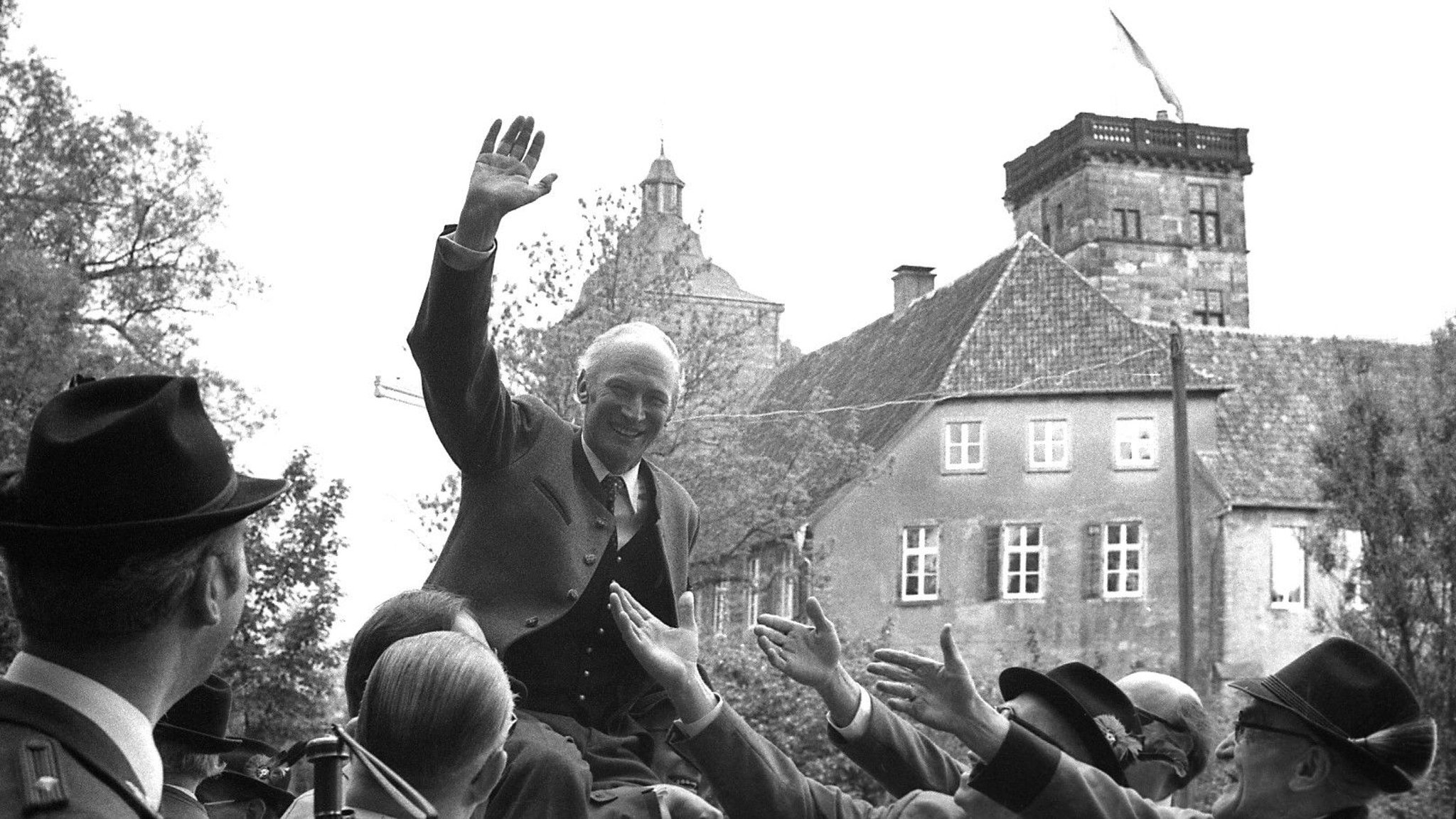 Fürst Christian von Bentheim und Steinfurt wird 100 Fürst Christian von Bentheim und Steinfurt wird 100