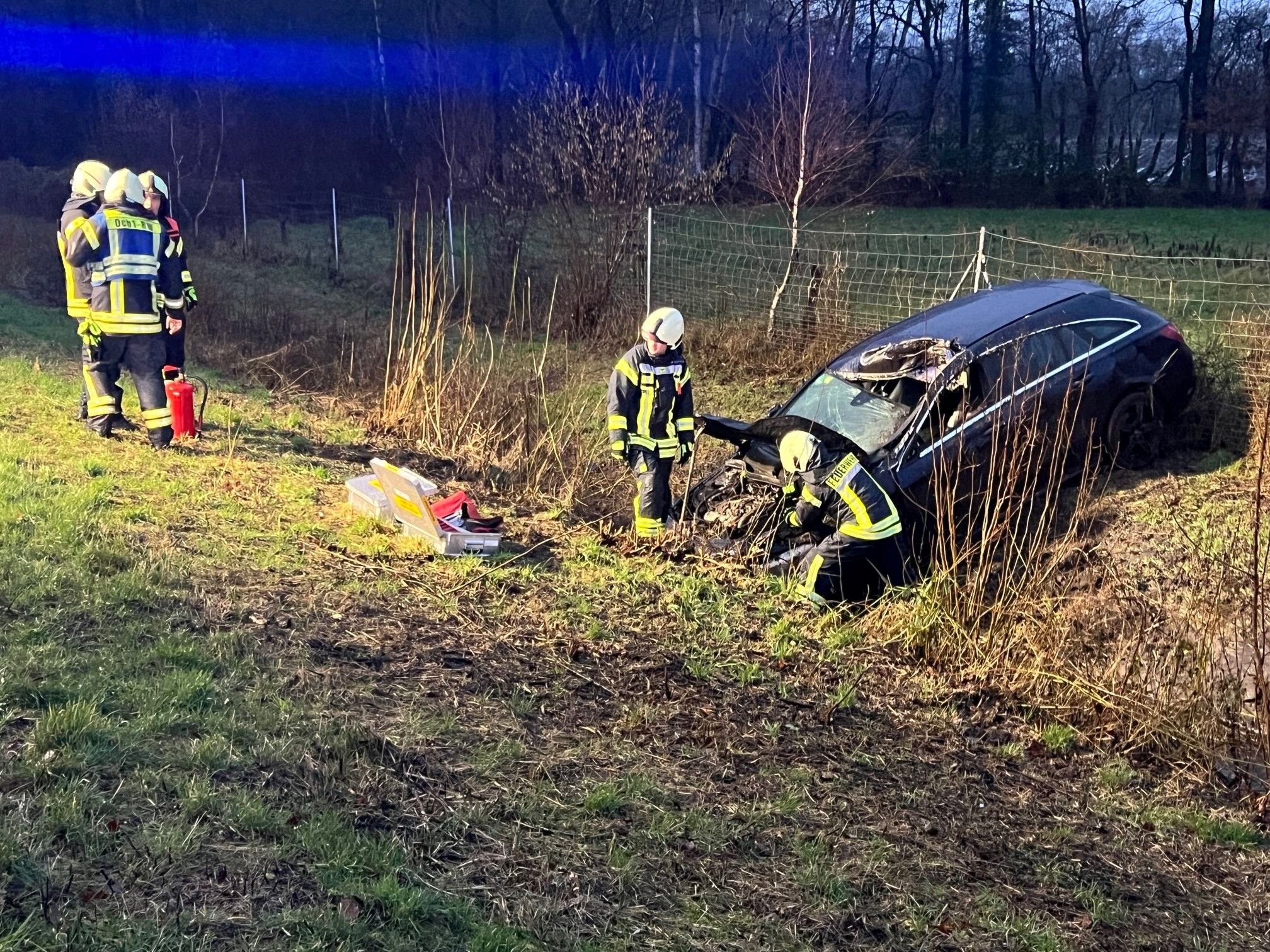 Zwei Unfälle Auf Der A31 Bei Ochtrup: Zwei Fahrzeuge Im Graben