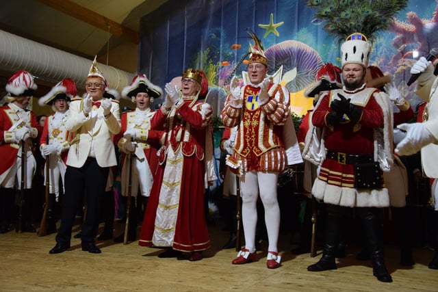 Bad Driburg Dreigestirn erhält Insignien