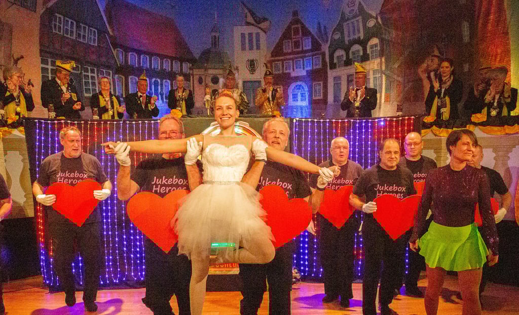  Karneval in Telgte: Galasitzung der KG Schwarz-Gold 2024 Motiv 