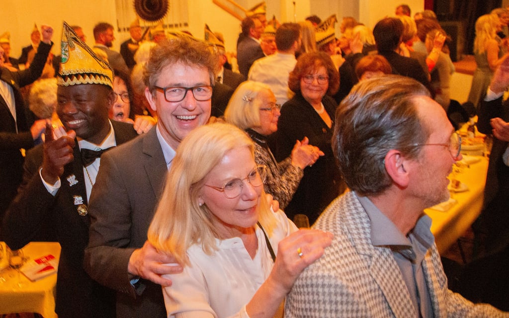  Karneval in Telgte: Galasitzung der KG Schwarz-Gold 2024 Illustration 