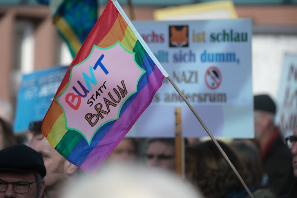 Rechtsextreme wollen am 17. Mai in Herford demonstrieren, das Bündnis gegen Rechts hat bereits Widerstand angekündigt.