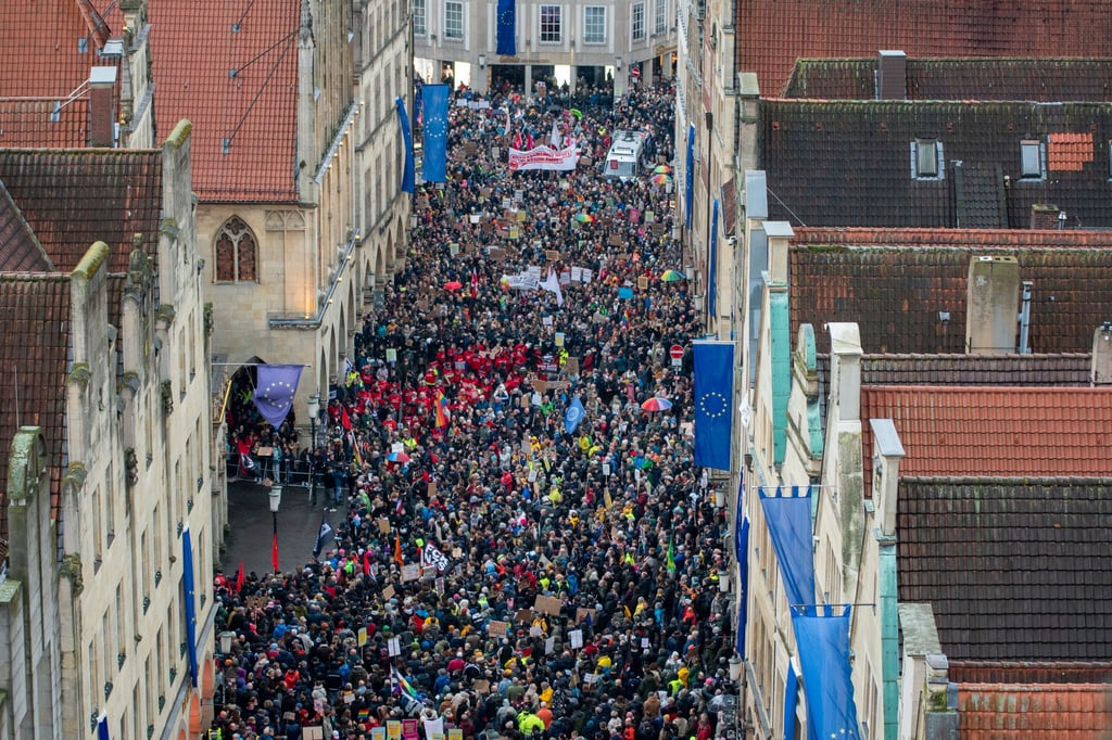 AfD-Demo: Vermummter angeklagt, Staatsanwaltschaft macht Rückzieher