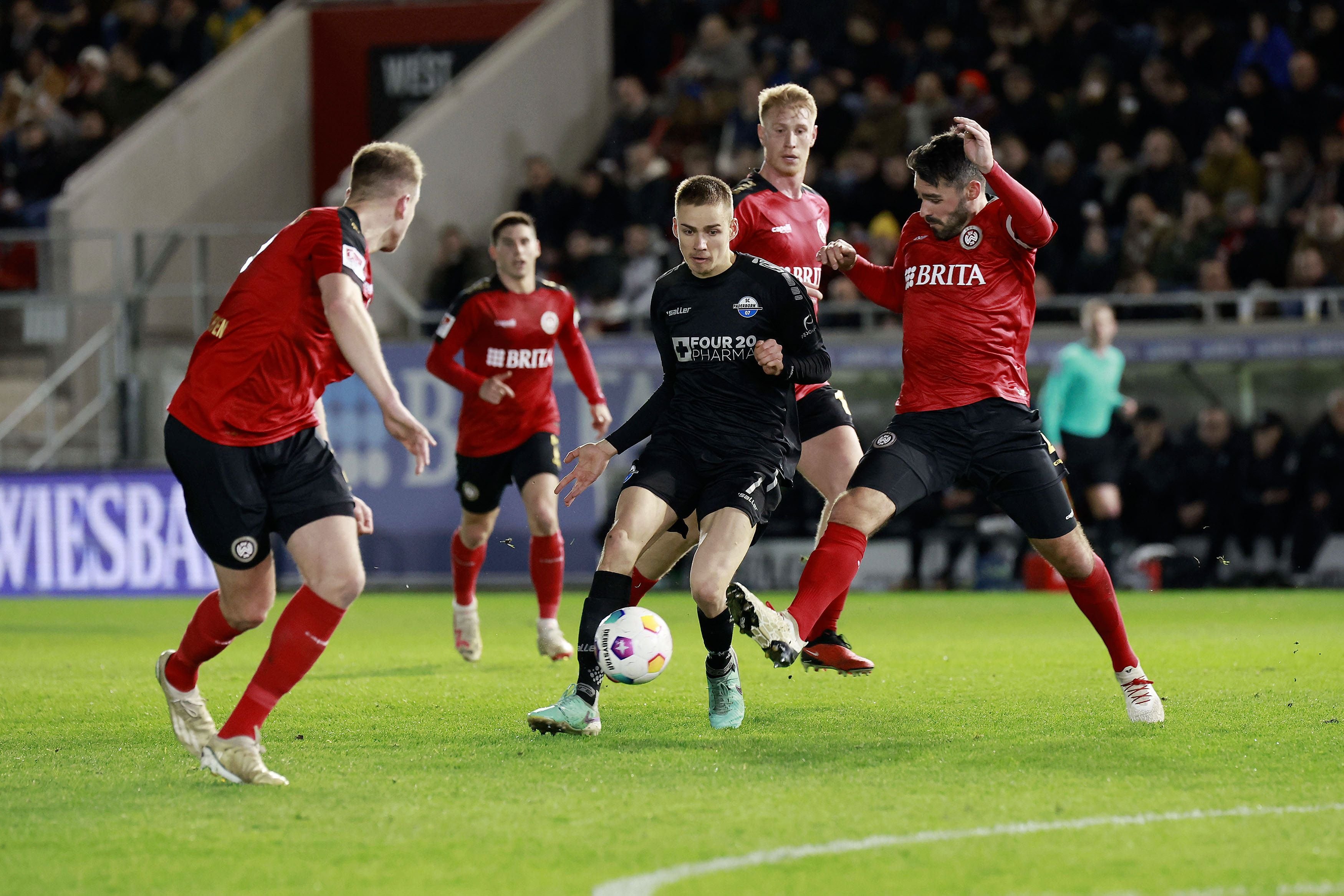 SC Paderborn 07: Filip Bilbija Hat Kniebeschwerden