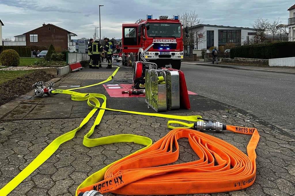 Brakel: Gas-Alarm - Bagger beschädigt Leitung