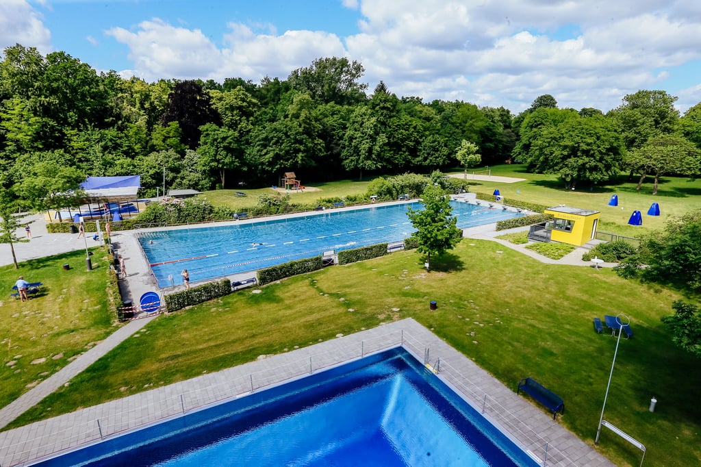 Paderborn Schwimmbäder verändern Öffnungszeiten in Sommerferien