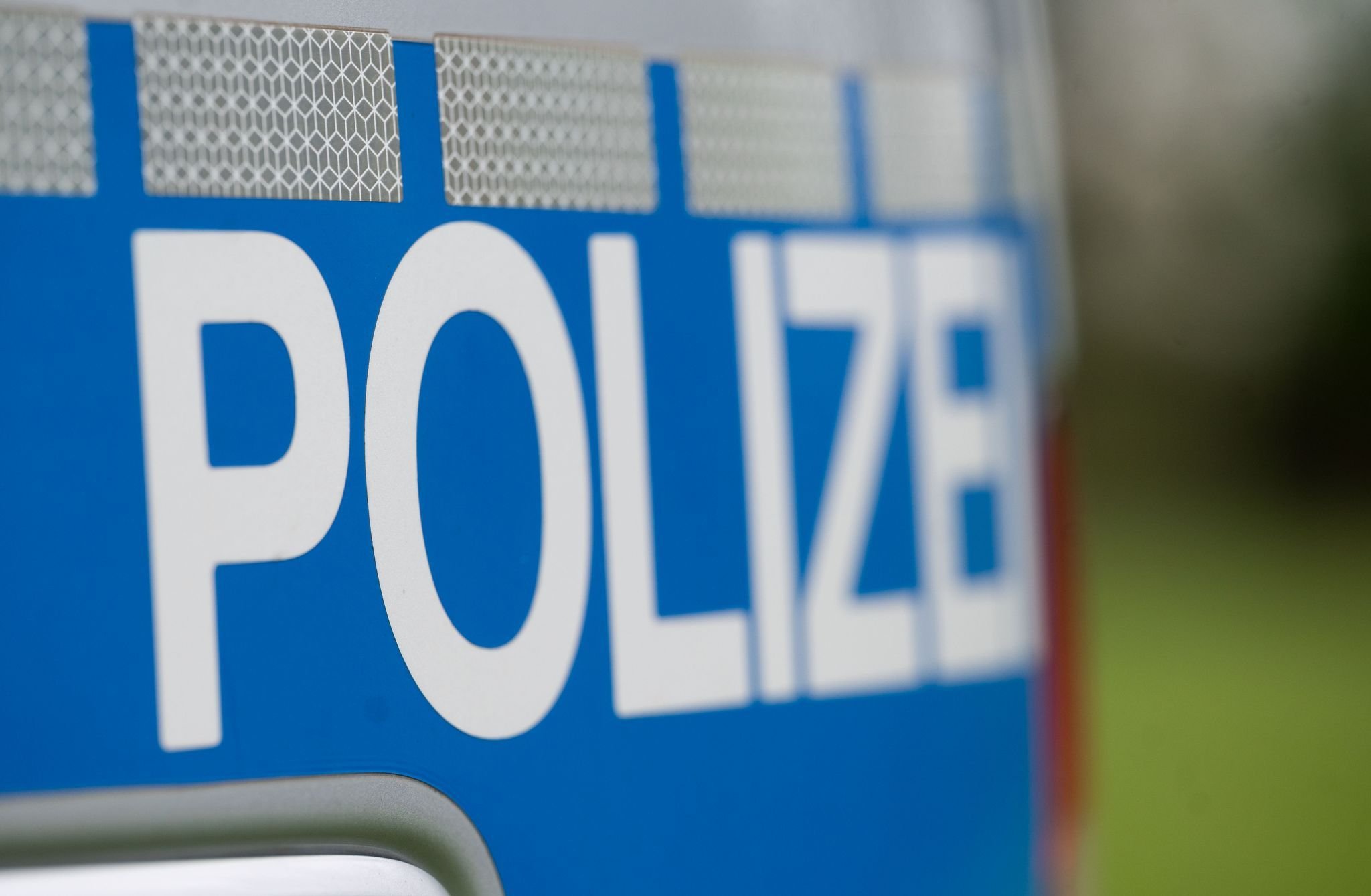 Mann Bei Auseinandersetzung Mit Messer Schwer Verletzt