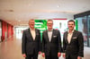Zufriedene Gesichter im Vorstand der Sparkasse Paderborn-Detmold-Höxter: Achim Frohß, Vorstandsvorsitzender Arnd Paas und Andreas Trotz (von links).
