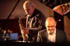 Im Bürgerhaus Schlangen gibt es am 4. Mai Jazzmusik mit Stephan Holstein (Saxophon) und Frank Muschalle (Klavier).