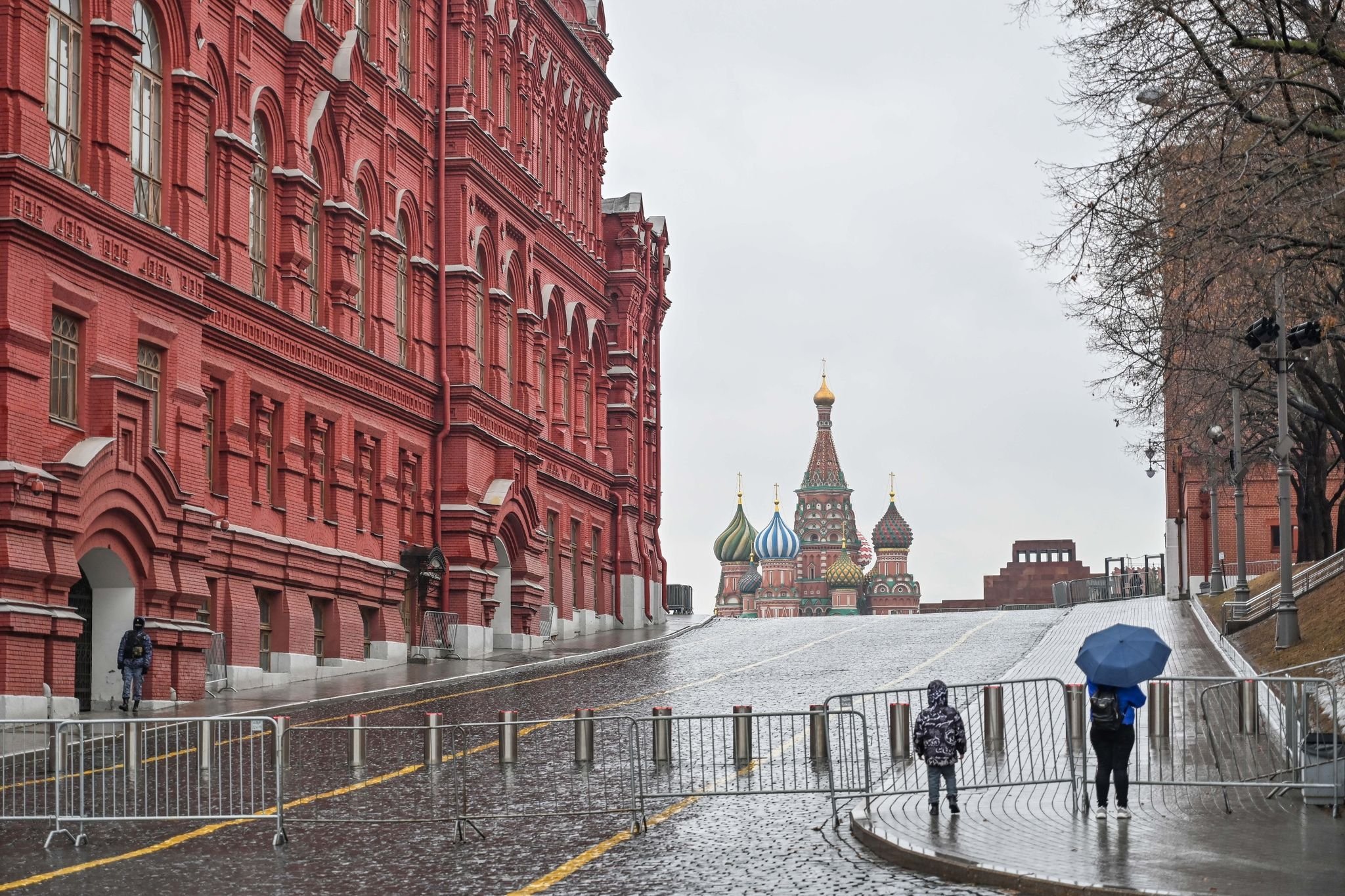 Terroranschlag Bei Moskau: Was Zur Tat Bekannt Ist