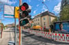 An der Baustelle an der Münsterstraße 26 im Wolbecker Ortskern wurde eine Ampelanlage aufgebaut. An der Engstelle am Drostenhof soll das nicht passieren, trotz der aktuellen Probleme. „Da wird Gleiches ungleich behandelt“, kritisiert FDP-Ratsherr Jörg Berens den Verkehrsversuch.