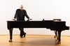 Peter von Wienhardt ist Professor für Klavier an Münsters Musikhochschule, weltweit erfolgreicher Solist und Komponist.