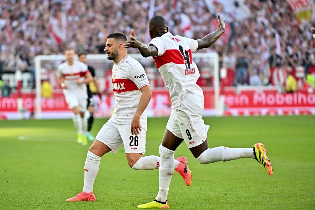 Vfb Stuttgart Hofft Auf Verbleib Von Top Duo 