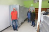 Dr. Raimund Balmes, Detlef Birk und Petra Lückewerth-Corvini (v.l.) fiebern der Wiedereröffnung des Bioladens am 2. Mai entgegen.