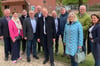 Robert Wenking (M.) will 2025 als amtierender Bürgermeister noch einmal bei der Kommunalwahl antreten. Die Delegierten der CDU haben sich einstimmig für den 58-Jährigen ausgesprochen.