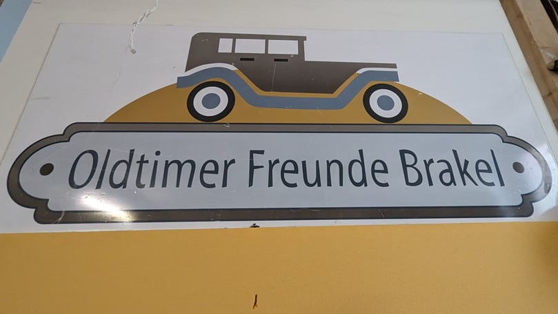 Im Clubraum der Oldtimer-Freunden Brake.