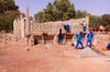 Mit Unterstützung aus Enger konnten die Schüler und Lehrer des Collège in Burkina Faso einen dringend benötigten Mehrzweckraum errichten, der sowohl Platz für drei Klassen bietet als auch als Veranstaltungsraum genutzt werden kann.