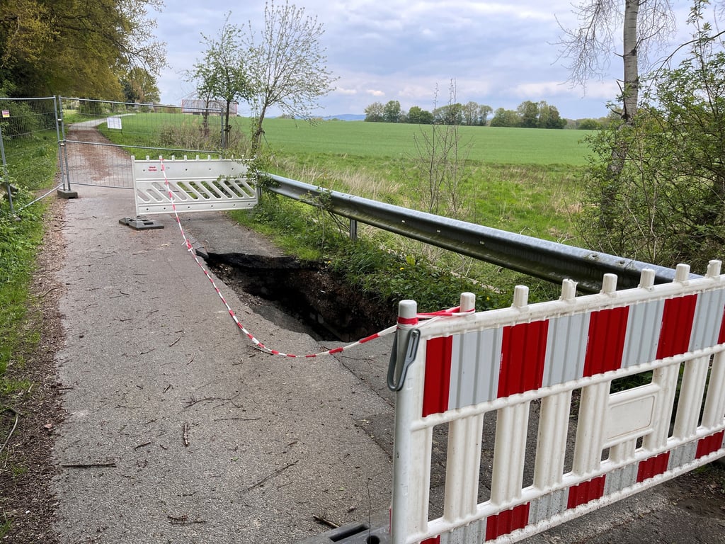 Spenge Straße An den Teichen bald wieder befahrbar