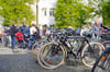 Der Markt für gebrauchte Fahrräder findet vor der Laurentiuskirche statt.