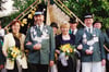 Das Foto zeigt das Silberkönigspaar (1999) mit Friedrich und Hanne Wewers und dem Vorjahres-Königspaar Antonius und Petra Eissing.